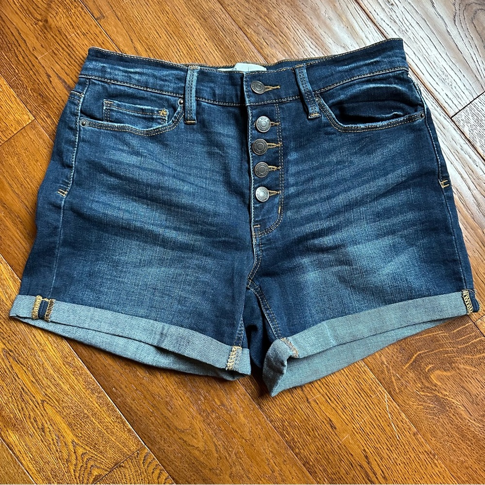 Mudd | Mid-Rise Midi | FLXstretch shorts | Juniors
